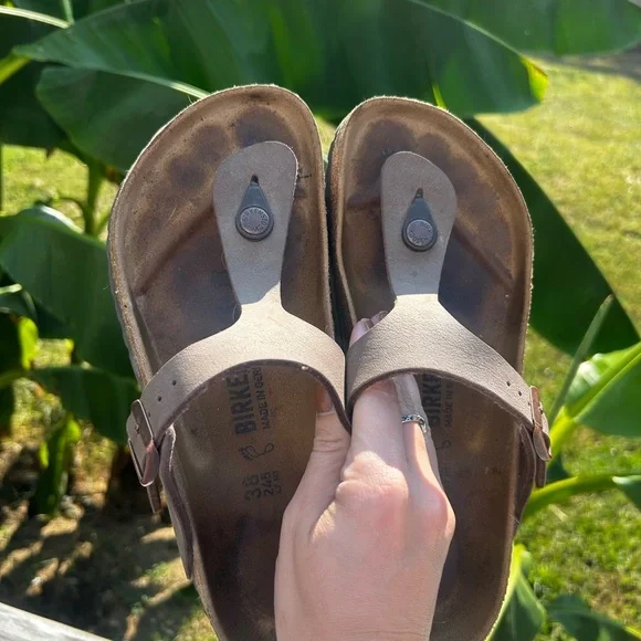 Birkenstock Womens Gizeh Sandel - Brown, Womens Size 38(7.5-8) - Picture 8 of 12